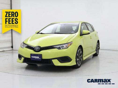 Green 2017 Toyota Corolla iM
