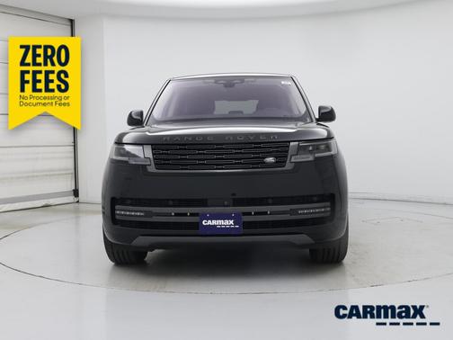 Black 2023 Land Rover Range Rover SE