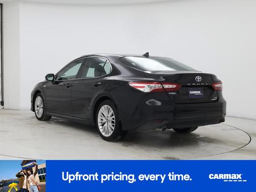 2020 Toyota Camry Hybrid XLE