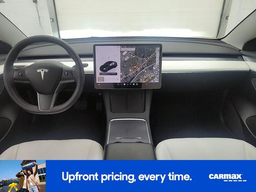 Black 2023 Tesla Model 3