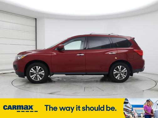 2019 Nissan Pathfinder SV