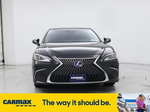 2021 Lexus ES 300h Luxury