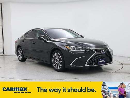2021 Lexus ES 300h Luxury