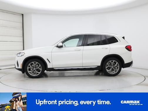 White 2022 BMW X3 XDrive30i