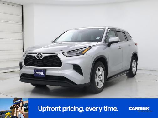 Silver 2023 Toyota Highlander L