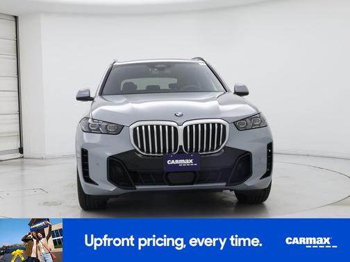 Gray 2024 BMW X5 xDrive40i