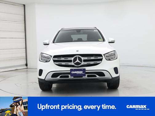 White 2021 Mercedes-Benz GLC 300