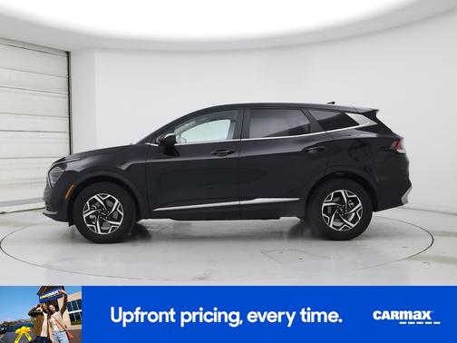 Black 2025 Kia Sportage LX
