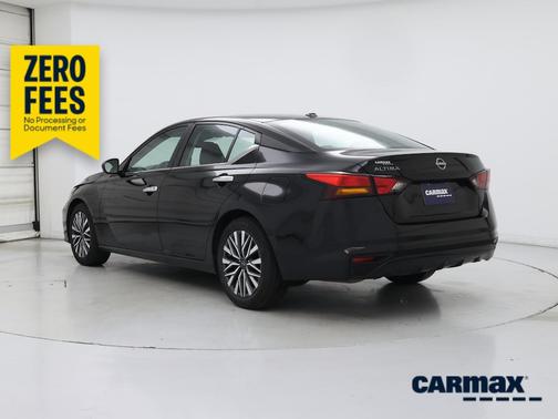 Black 2025 Nissan Altima SV
