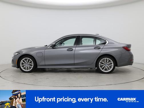 2024 BMW 330e xDrive30e