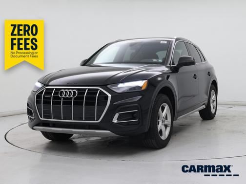 Black 2022 Audi Q5 Premium