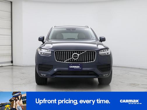 2020 Volvo XC90 T6 Momentum