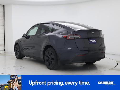 Gray 2024 Tesla Model Y Long Range
