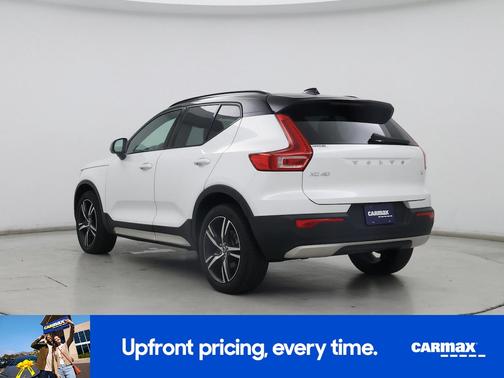 2021 Volvo XC40 T4 R-Design