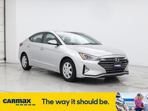 2019 Hyundai ELANTRA SE