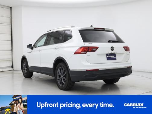 White 2022 Volkswagen Tiguan SE