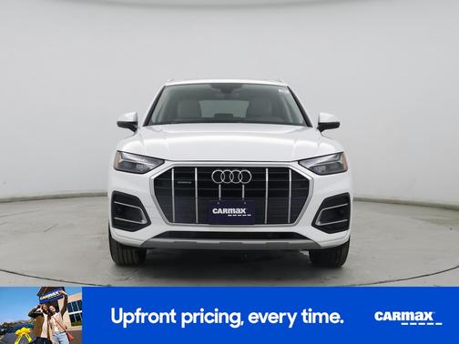 White 2022 Audi Q5 Premium