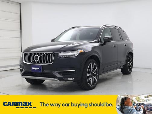 2019 Volvo XC90 T6 Momentum