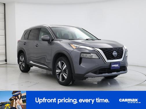 Gray 2023 Nissan Rogue SL