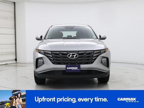 Silver 2024 Hyundai TUCSON SE