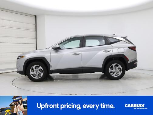 Silver 2024 Hyundai TUCSON SE