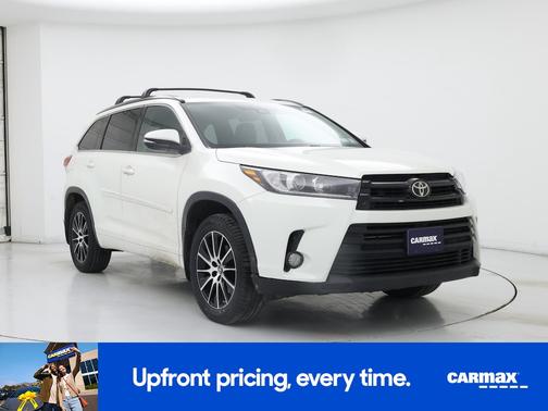 2017 Toyota Highlander SE