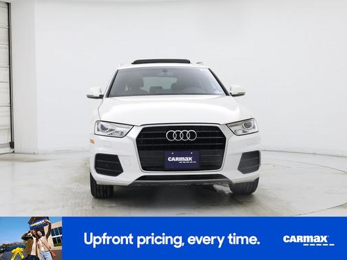 White 2017 Audi Q3 Premium