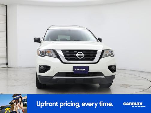 2017 Nissan Pathfinder Platinum