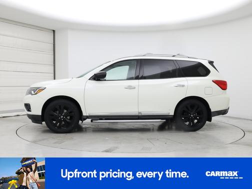 2017 Nissan Pathfinder Platinum
