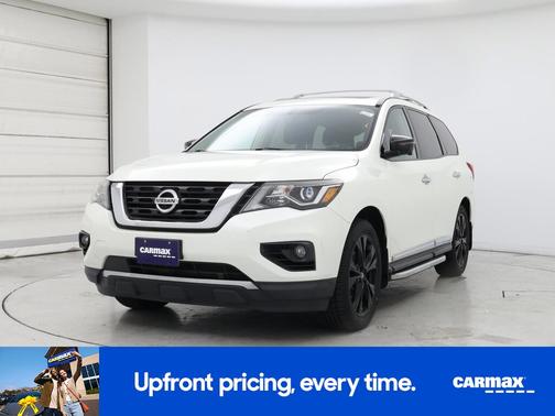2017 Nissan Pathfinder Platinum