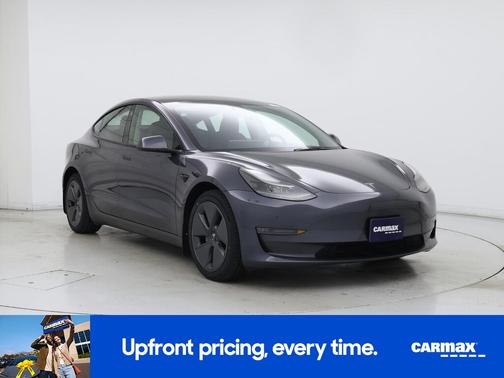 Gray 2023 Tesla Model 3 Long Range