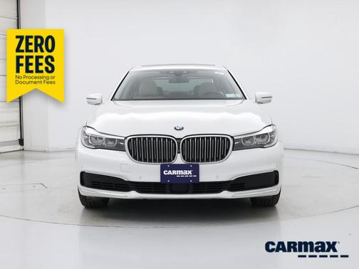 White 2019 BMW 740 I