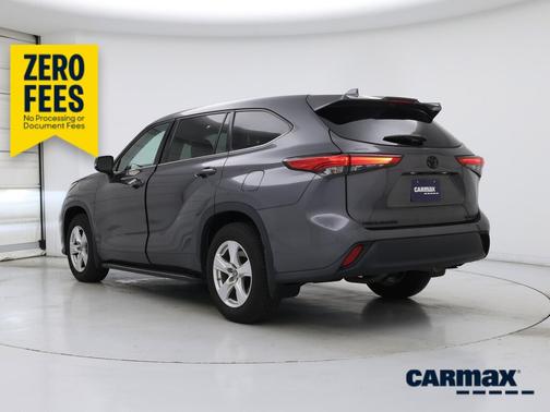 Gray 2021 Toyota Highlander LE