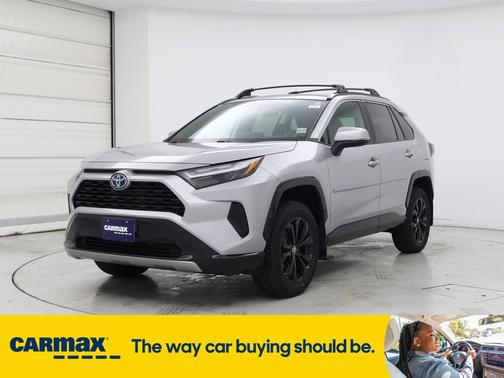 2022 Toyota RAV4 Hybrid SE