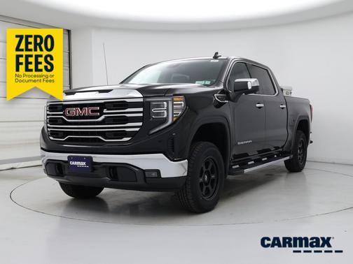 Black 2022 GMC Sierra 1500 SLT