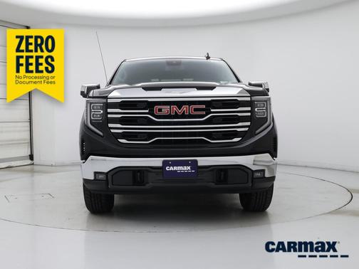 Black 2022 GMC Sierra 1500 SLT