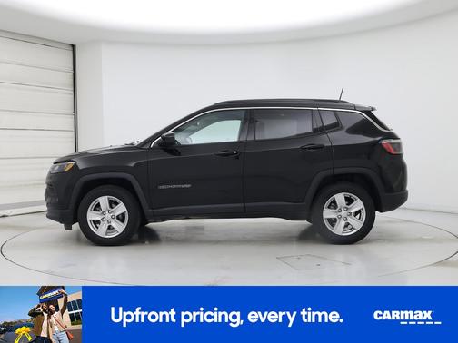 Black 2022 Jeep Compass Latitude