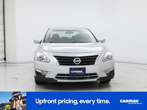 Silver 2015 Nissan Altima S