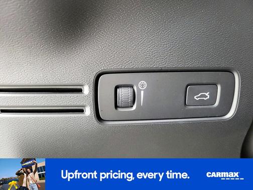 2020 Volvo XC40 T5 R-Design