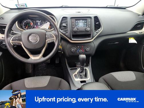 2017 Jeep Cherokee Sport