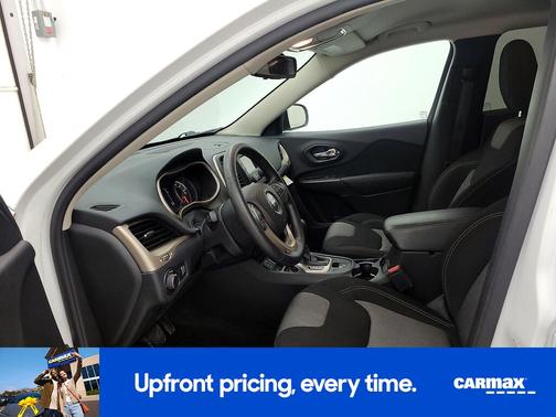 2017 Jeep Cherokee Sport