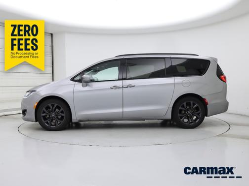 Silver 2019 Chrysler Pacifica Touring L