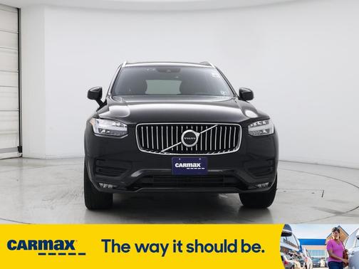 2021 Volvo XC90 T6 Momentum