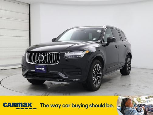 2021 Volvo XC90 T6 Momentum