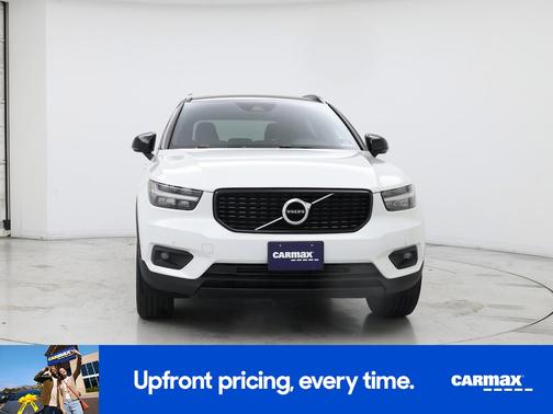 2019 Volvo XC40 T5 R-Design