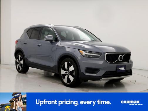 Gray 2020 Volvo XC40 T5 Momentum