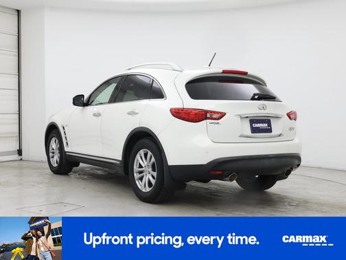 2016 INFINITI QX70 Base (A7)