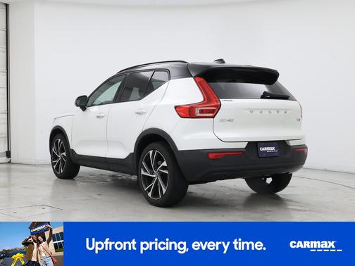 2021 Volvo XC40 T5 R-Design
