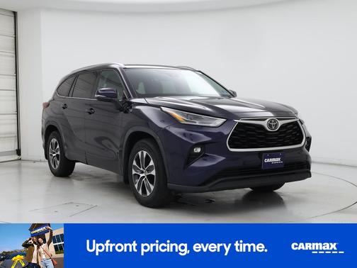 Blue 2021 Toyota Highlander XLE