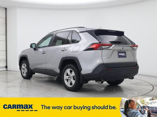 2021 Toyota RAV4 Hybrid XLE